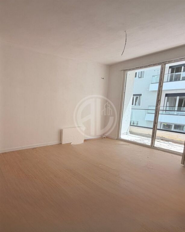 Shitet apartament 1+1 në VM Residence – vetëm 250 m nga deti