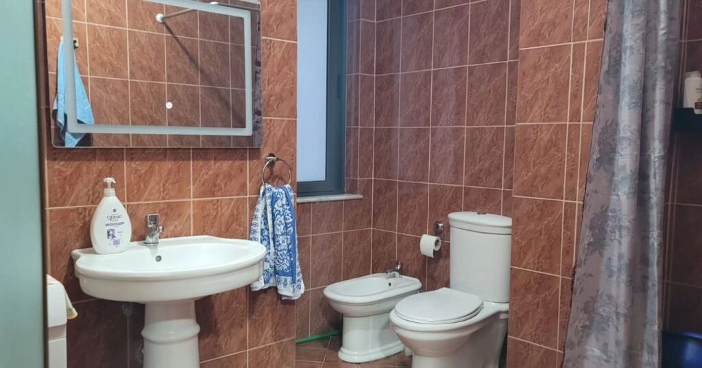 For rent: Apartment 2+1_YZBERISHT_ (At Nela 6)