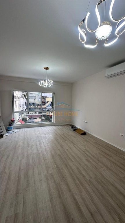 Qera, Apartament 2+1+2 , Zogu i Zi, Tiranë