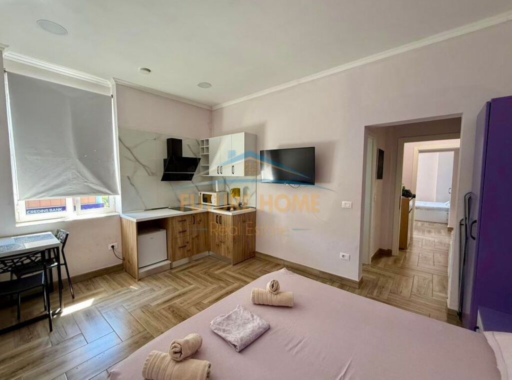 Shitje,2 Studio ,Stadiumi Dinamo