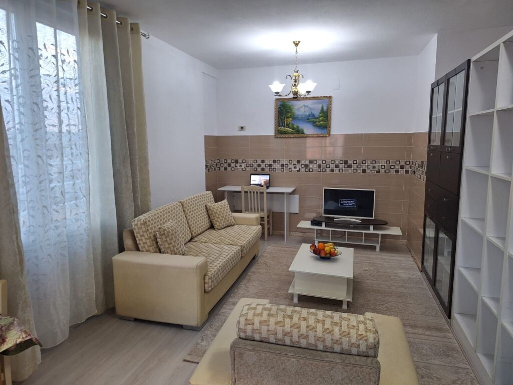 Jepet Me Qera Apartament 1+1