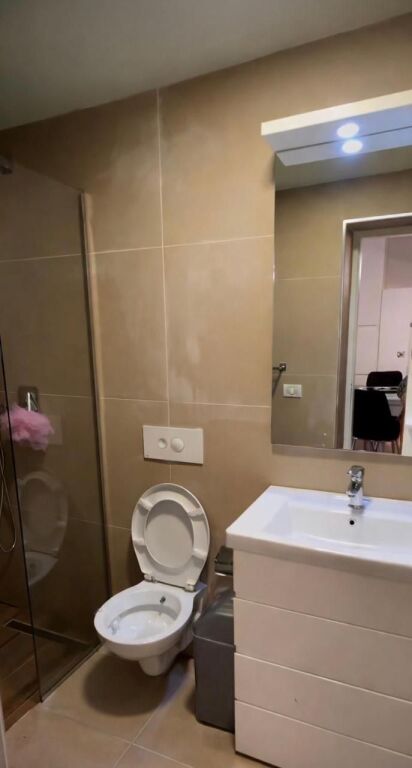 Apartament 1+1+verandë me qera📍Liqeni i Thatë