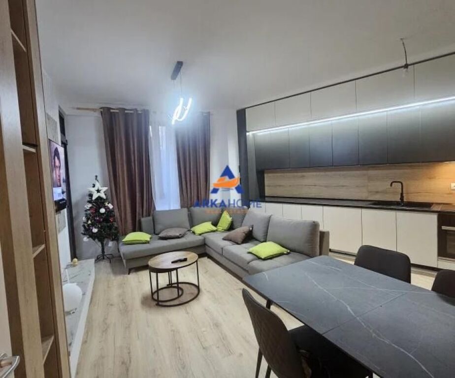 AFFITTASI APPARTAMENTO 2+1+ BALCONE "VICINO AL GIARDINO ZOOLOGICO" 1000 EURO