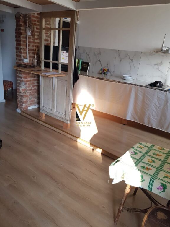 JEPET GARSONIERE ME QERA TE RR.MIHAL DURI, QENDER 500 EURO