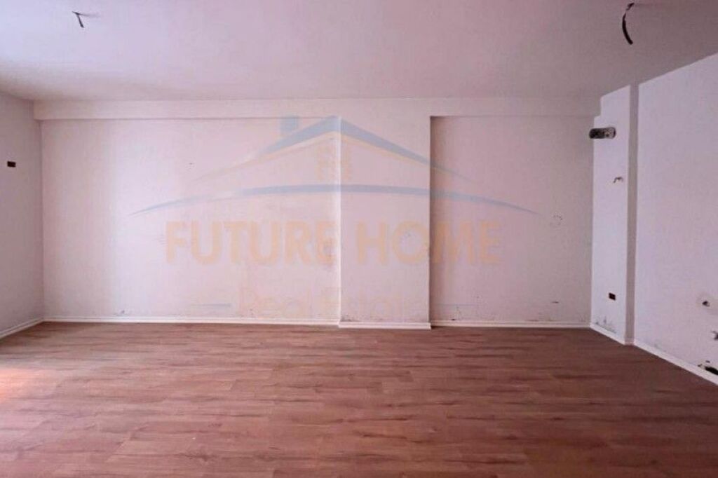 Shitet, Apartament 1+1, Yzberisht