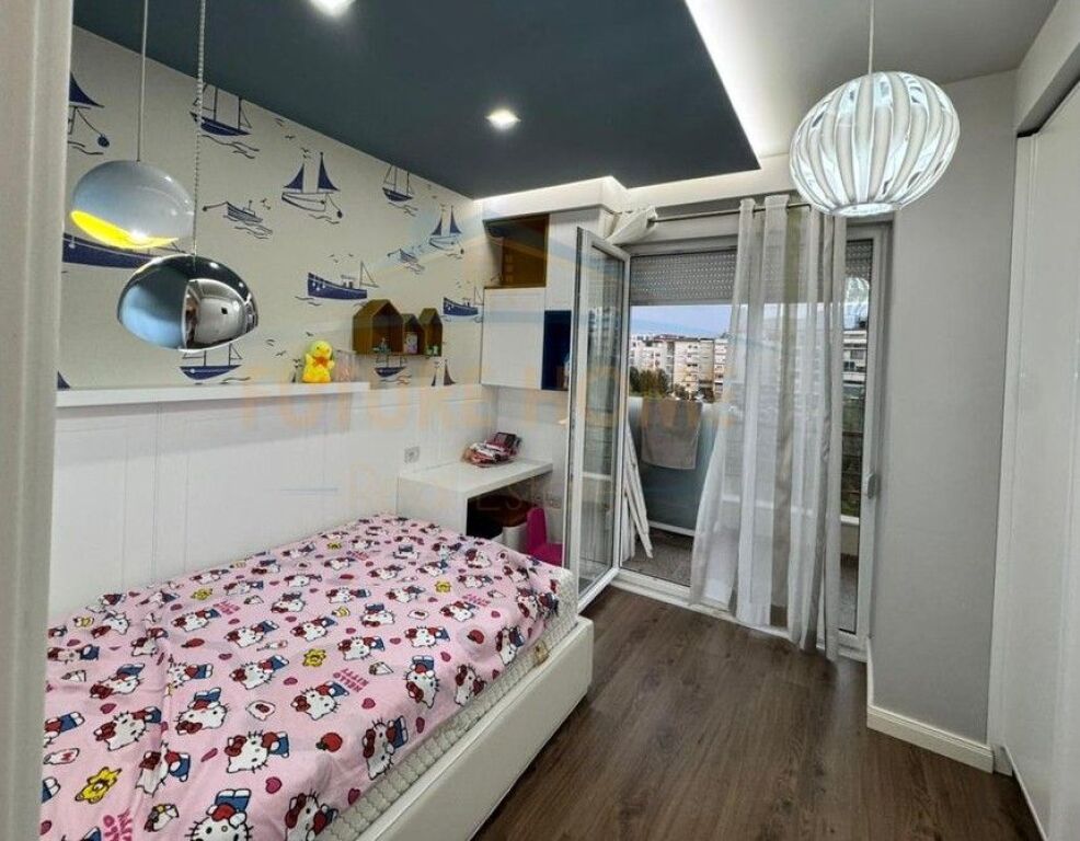 Shitet, Apartament 2+1+2, Kompleksi "FZ 2", Liqeni i Thatë.