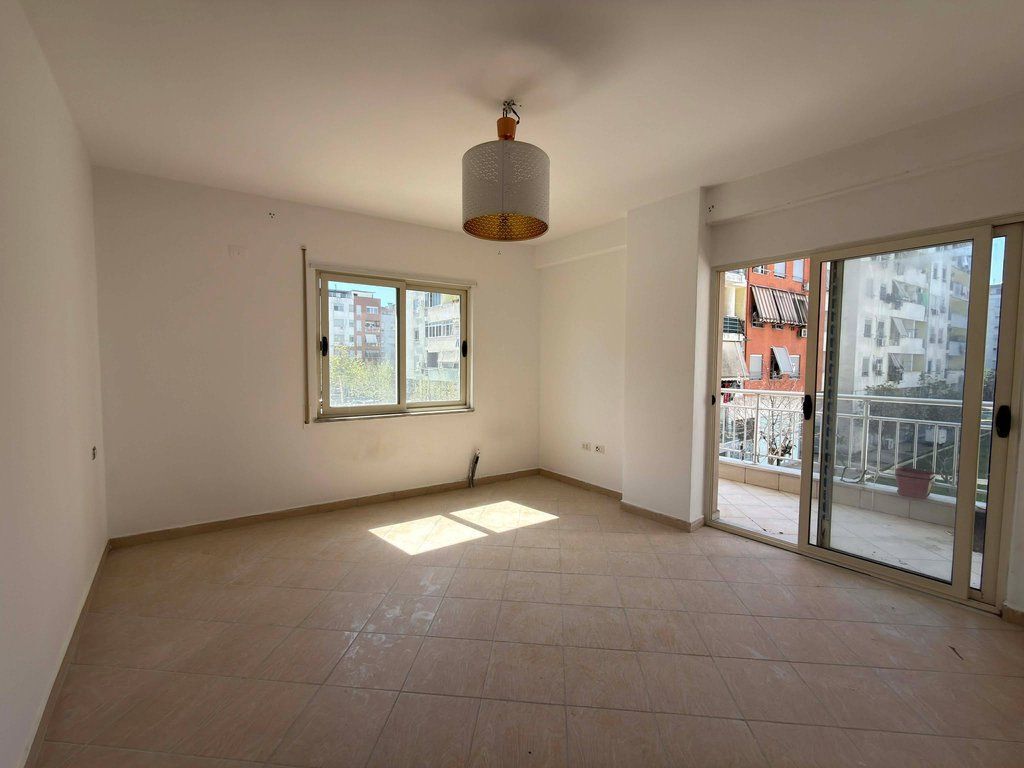 JORDAN MISJA, SHESIM APARTAMENT 3+1