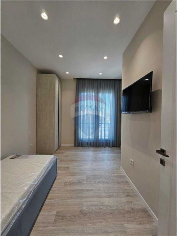 APARTAMENT 2+1 PLUS PARKIM ME QIRA TE DELIJORGJI