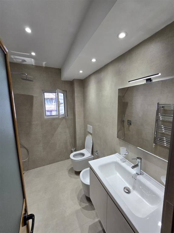 Affitto | Apartament 1 + 1 | Ali Demi | 600 €/mese