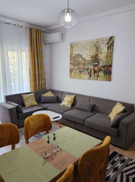 Apartment 2+1 for rent at 21 Dhjetori
