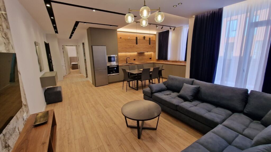 Apartament 2+1+2 per qira , Bulevardi i Ri