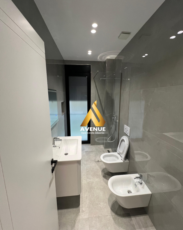 JEPET ME QIRA VILË 2-KATËSHE – TEG, TIRANË