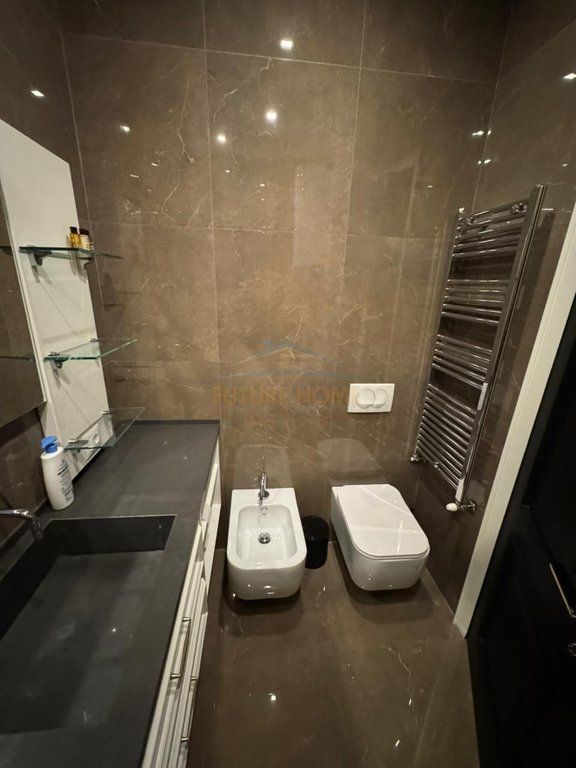 Qera, Apartament 2+1+2+Post Parkimi, Kompleksi Delijorgji, Tiranë.