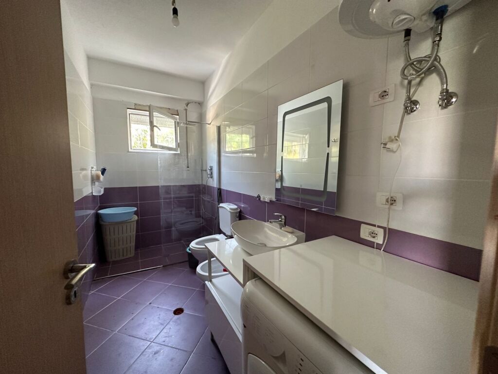 Jepet me qira apartament 2+1 në Fresk, Tiranë