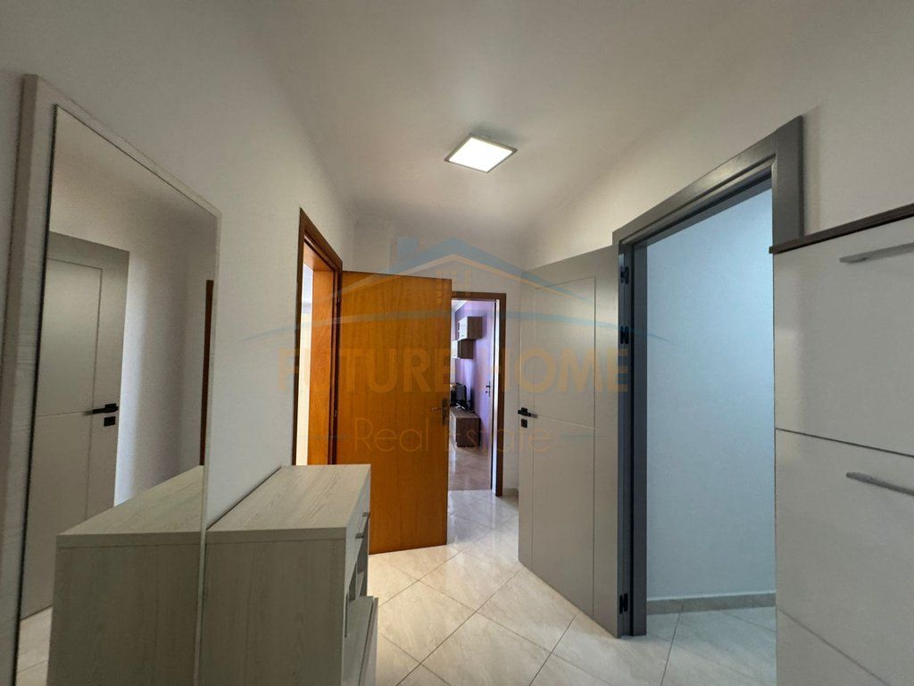 Affitto, Appartamento 1+1, vicino al Tribunale, Durazzo