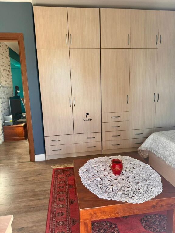 APARTAMENT ME QERA 2+1 RRUGA E KAVAJES 75.000 LEKE FH-70208