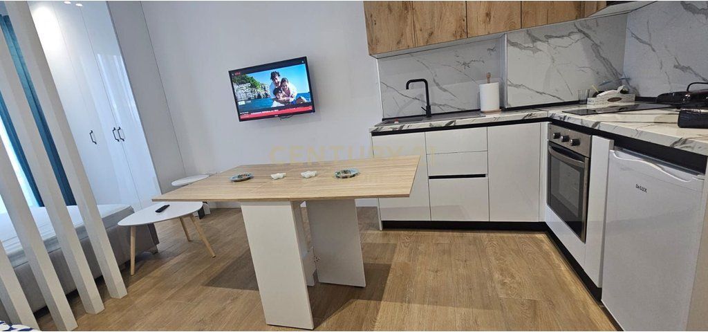 Shitet studio apartament ne Qerret!