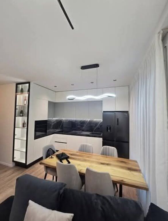 SHITET APARTAMENT 2+1+2 + Garderob Residenza Erli, Tirane