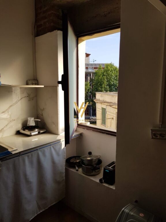 JEPET GARSONIERE ME QERA TE RR.MIHAL DURI, QENDER 500 EURO