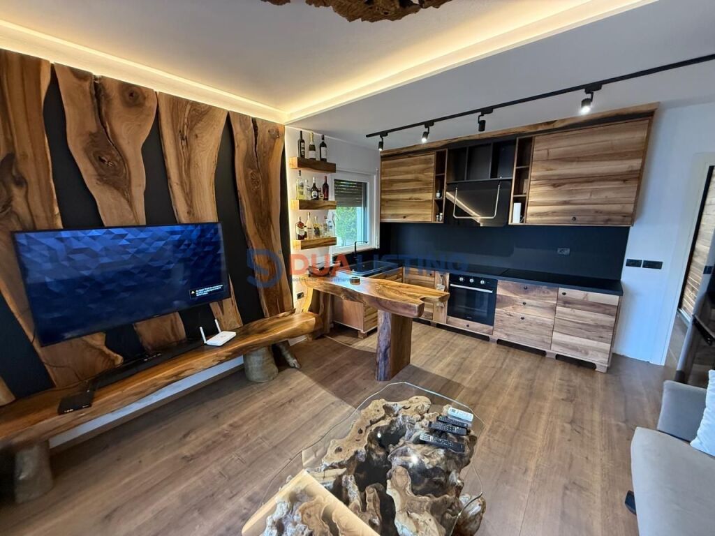 OFROHET PER SHITJE TEK REZIDENCA VALA MAR 1+1+ VERANDE + OBORR