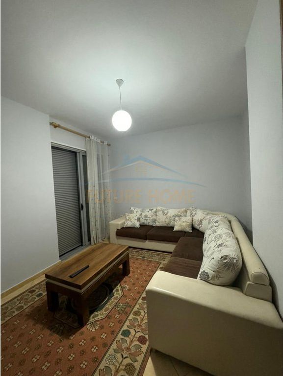 Qera, Apartament 1+1, Fresk, Tiranë.