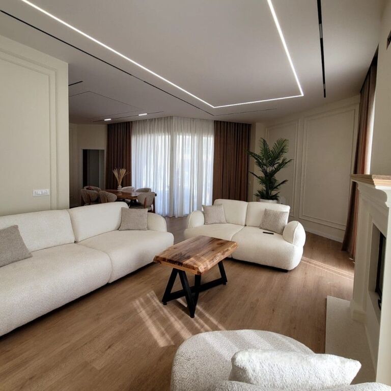 🏛️✨ Jepet me Qira Vilë Luksoze – Green Valley Residence, Liqeni i Thatë ✨🏛️