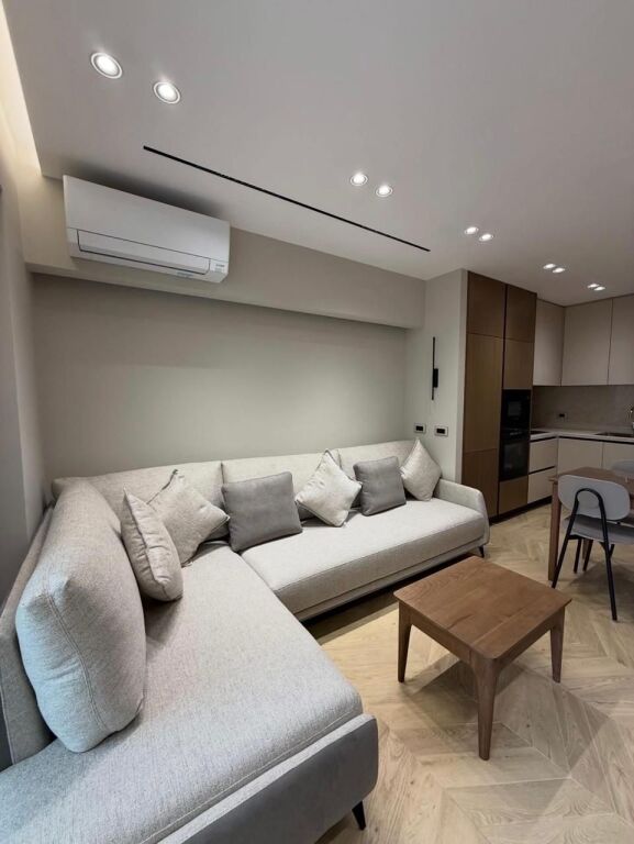 🏡 Appartamento 1+1 in affitto 📍 Myslym Shyri, Via Islam Alla💶 Prezzo: 85.000 lek/mese