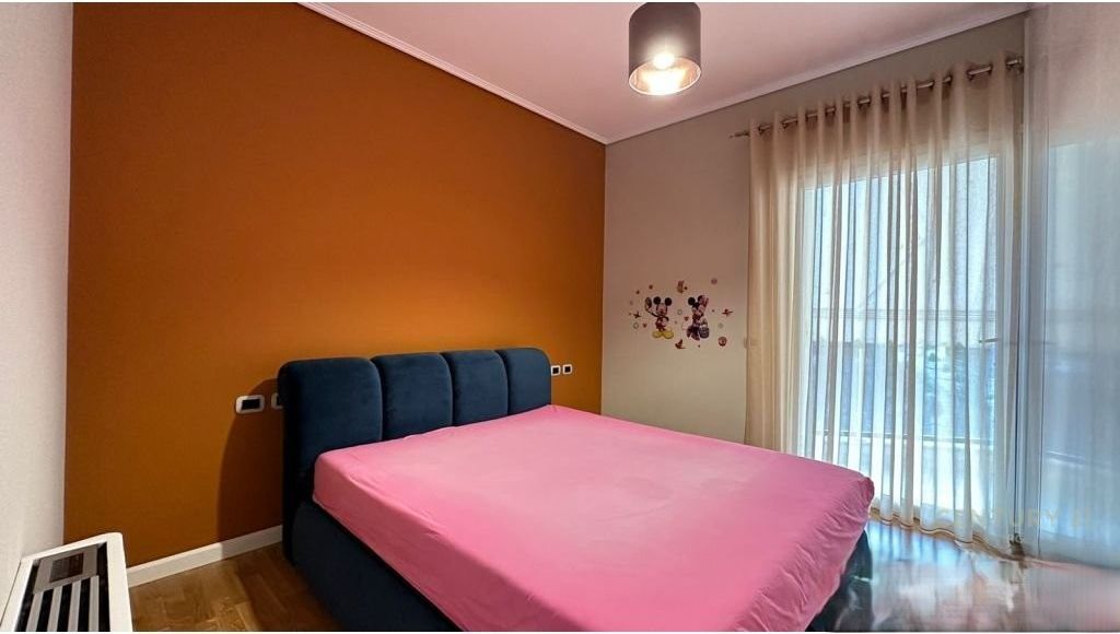 Apartament 1+1 me qira tek Kopshti Botanik prane Xhamise! 550 € /Muaj