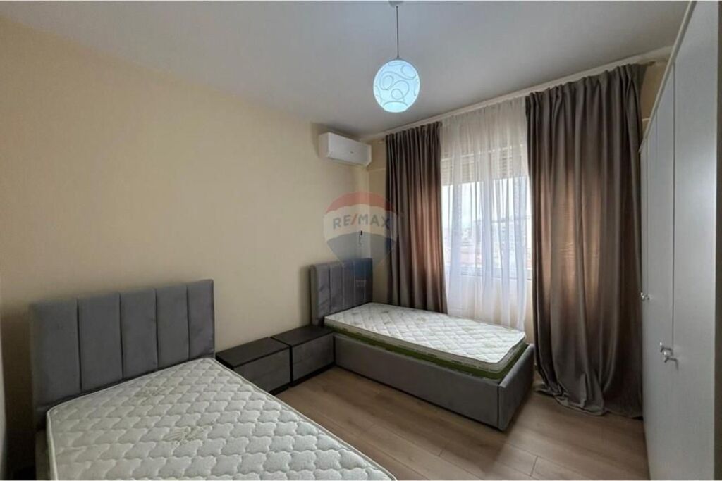 Apartament - Për Qira - Rruga e Kavajës, Tiranë