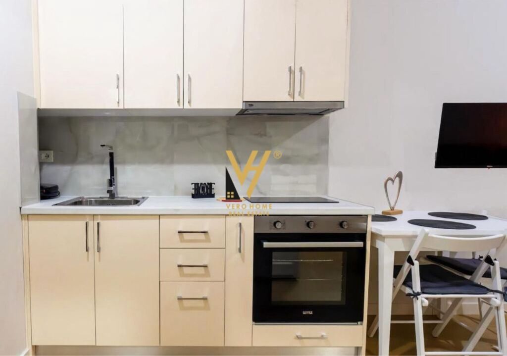 JEPET APARTAMENT 1+1 ME QIRA TE MUHAMET GJOLLESHA 650 EURO