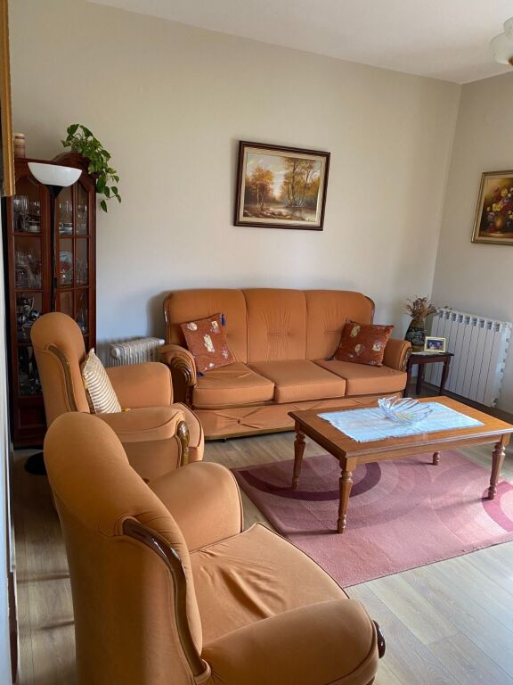 Appartamento 3+1+🅿️ in affitto Via Elbasan