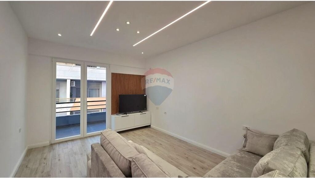 🏡 Appartamento 1+1 in Vendita – Vicino alla Palestra di Lotta, Vlora
