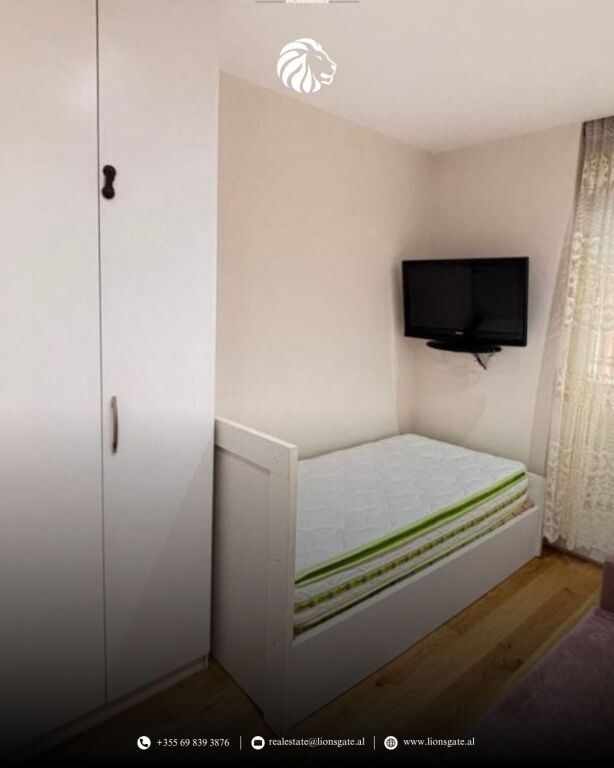 JEPET ME QERA APARTAMENT 3+1 – Tek Shkolla e Kuqe