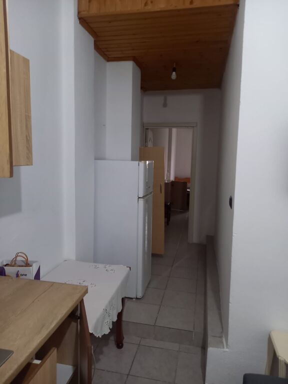 Jepet me qera 1+1 350 L inxhinjeria e ndertimit