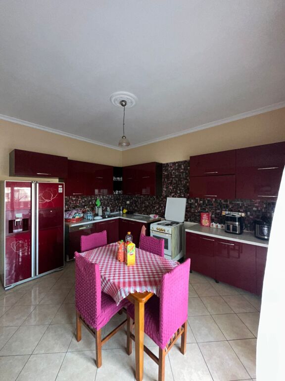 SHITET APARTAMENT 2+1 + 2 Ballkone 📍 Adresa: Drejtoria Policise