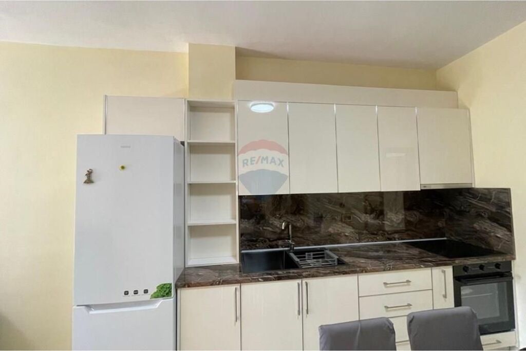 Apartament 2+1 me qera , Uji i Ftohte