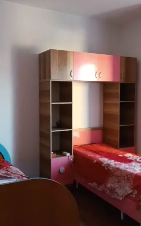 Affitto | Shtëpi private 2 + 1+2 | Rruga 5 Maji | 500 €/mese