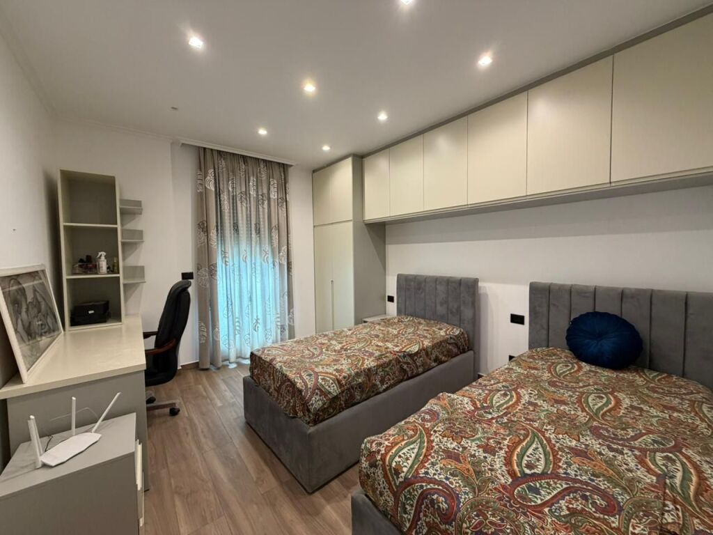 Apartament 2+1+Parking per qira prane TEG.