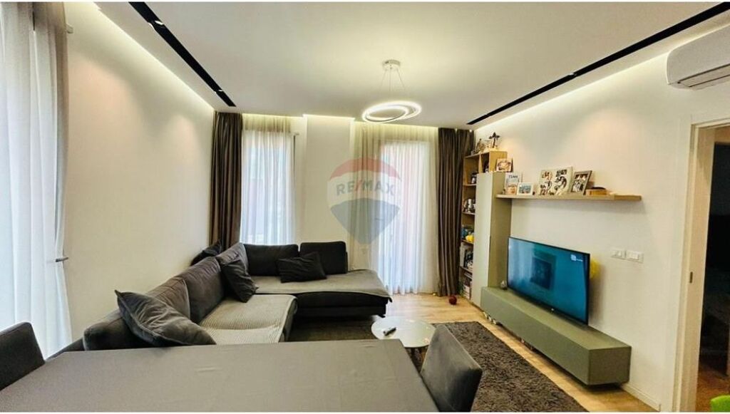 Apartament 1+1 për shitje , te Zogu i Zi 📍