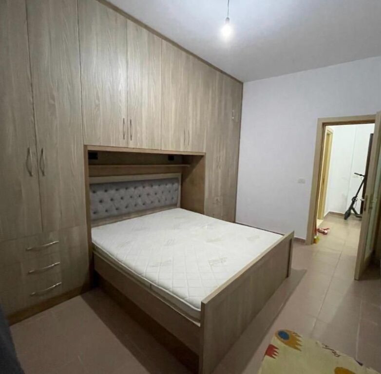 Apartment for rent 1+1 - 📍Astir, near the Fratari complex 400 thousand lek