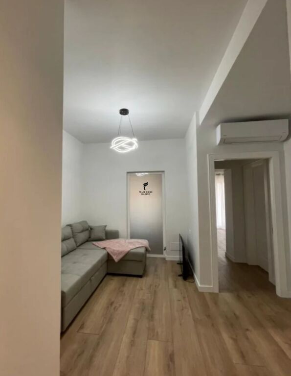 APARTAMENT ME QERA 1+1 ISH PARKU 50.000 LEKE FH-70331