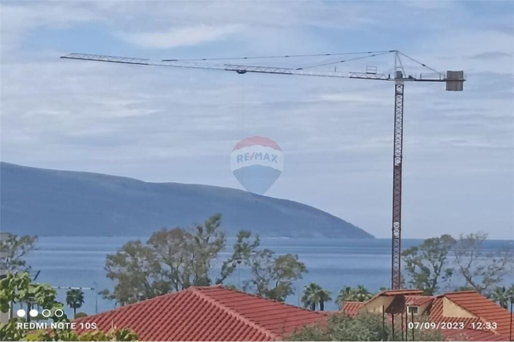 Shtepi 2 kateshe ne shitje , Uji i Ftohte