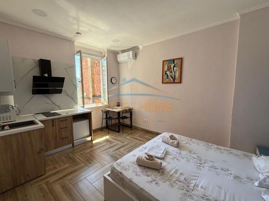 Shitje,2 Studio ,Stadiumi Dinamo