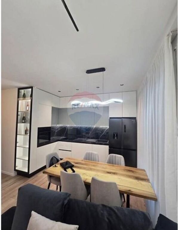 Appartamento in vendita 2+1+2 a Porcelan