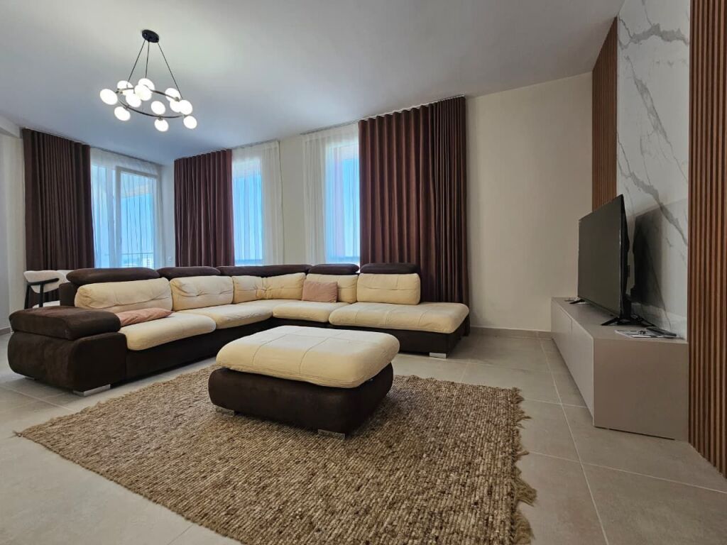 Apartament 2+1+2 për qira! FARMACIA 10 / Rruga Dibrës