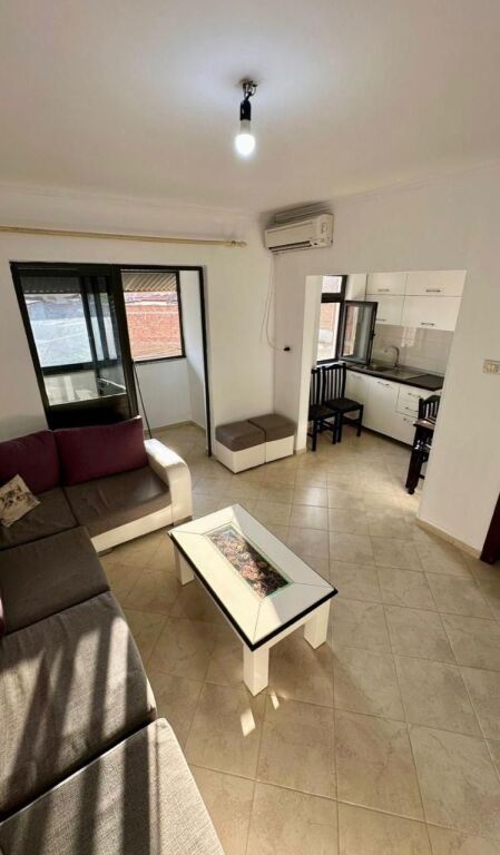 Appartamento in affitto 1+1 - 📍Laprake, vicino alla stazione di servizio Kupola 400 mila lek