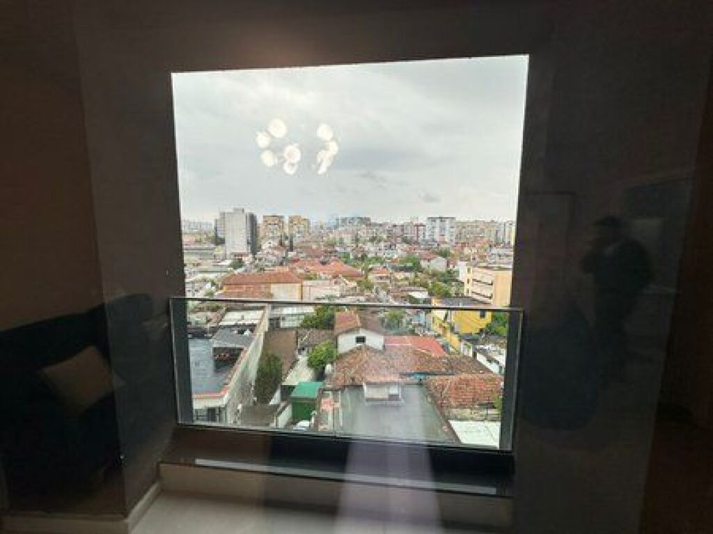 Qera,Apartament 1+1 Rruga Jordan Misja.