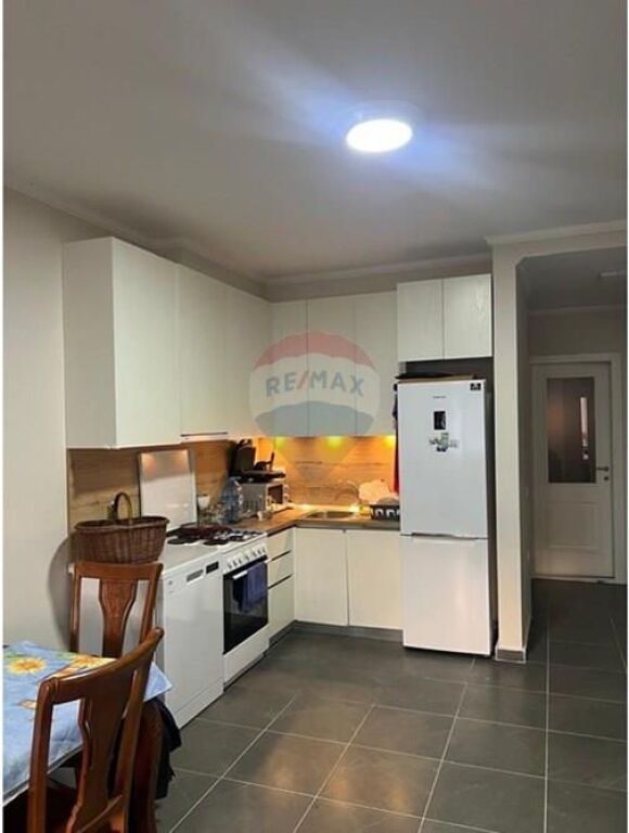 Apartament 2+1 me qera , ne Skele