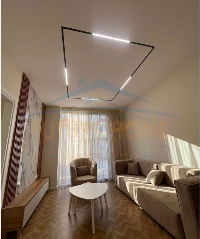 For sale, 2+1 Apartment, Unaza e Re, Tirana.