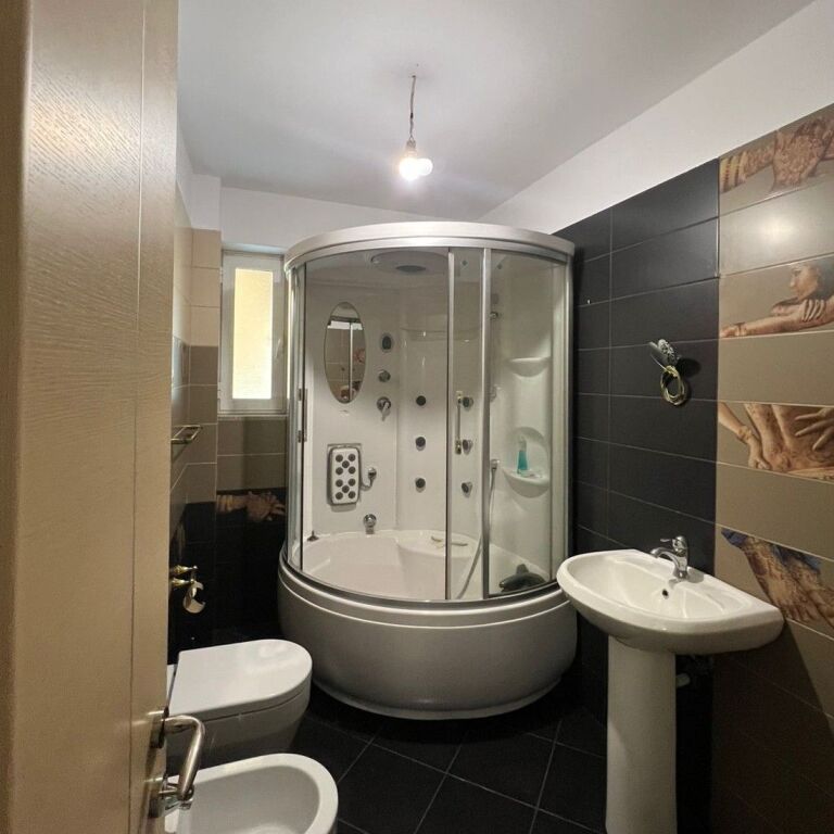 🏡✨ Shitet Apartament 2+1 – Ish Fusha e Aviacionit ✨🏡